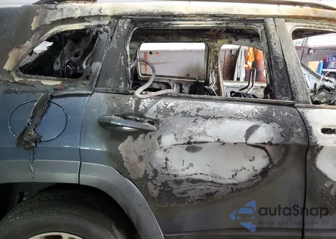 2019 Jeep Cherokee Trailhawk z USA, uszkodzony, nr VIN 1C4PJMBX4KD455880